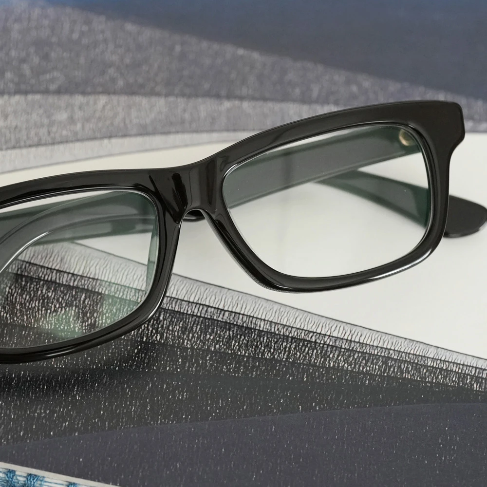 べっ甲メガネのイメージ画像