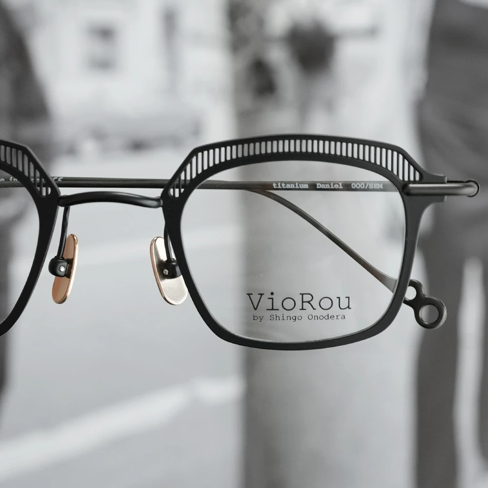 VioRou Daniel col.000/SEM Black/Sepia matte