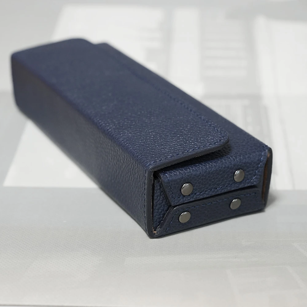 DIFFUSER SG1185 / SHRINK LEATHER RECT EYEWEAR CASE col.D Navy